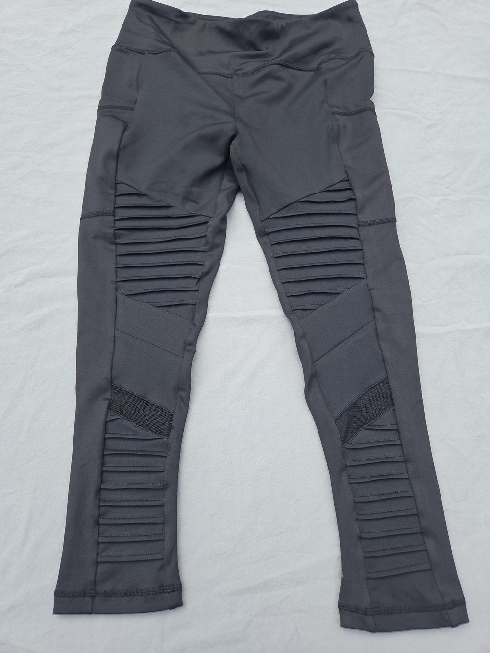 Constantly Varied Gear Black Moto High-Waist Capri M VGUC